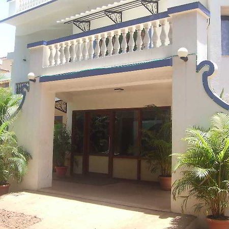 Hotel Brisa Marina Caranzalem Dış mekan fotoğraf