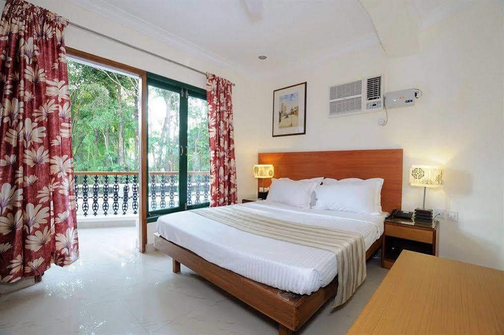 Hotel Brisa Marina Caranzalem Dış mekan fotoğraf